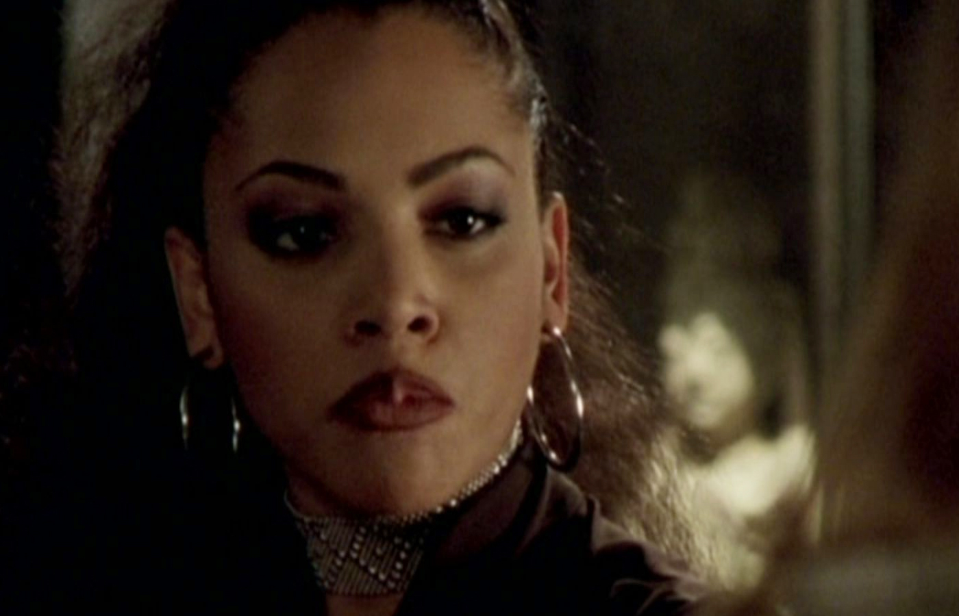 Kendra faces off against Buffy.